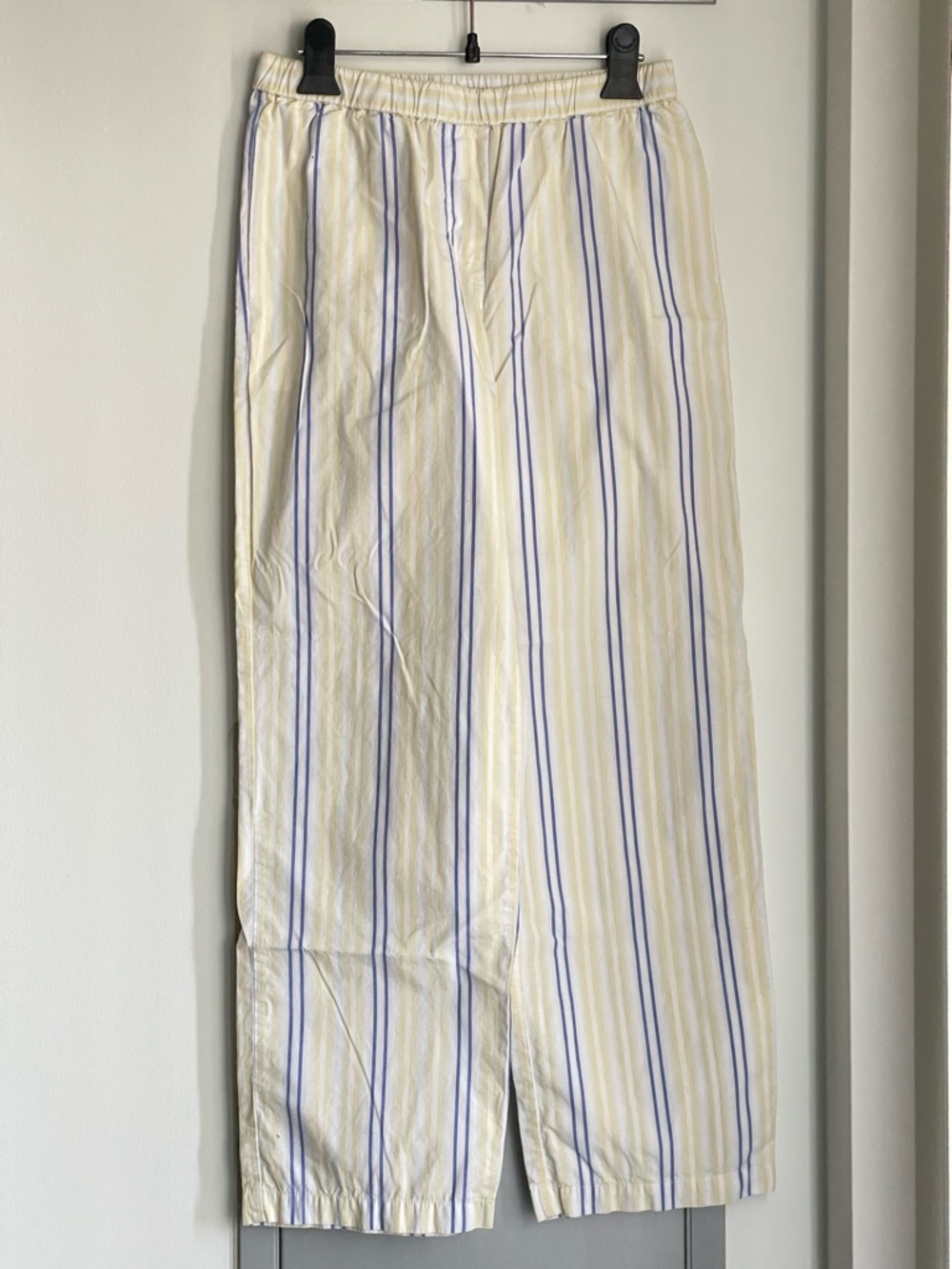 ARITZIA WILFRED FREE Striped Pale Yellow and Blue 100% Cotton Pants